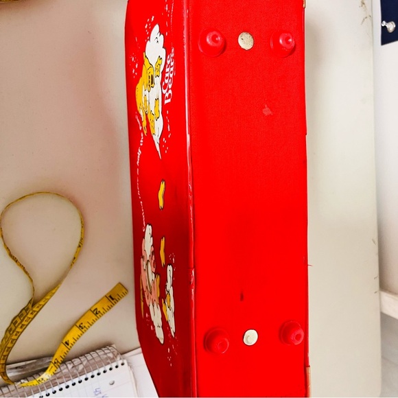 1980's vintage Care Bear Red Luggage READ! - Picture 16 of 16